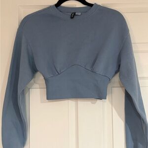 H&M Light Blue Cropped Sweatshirt